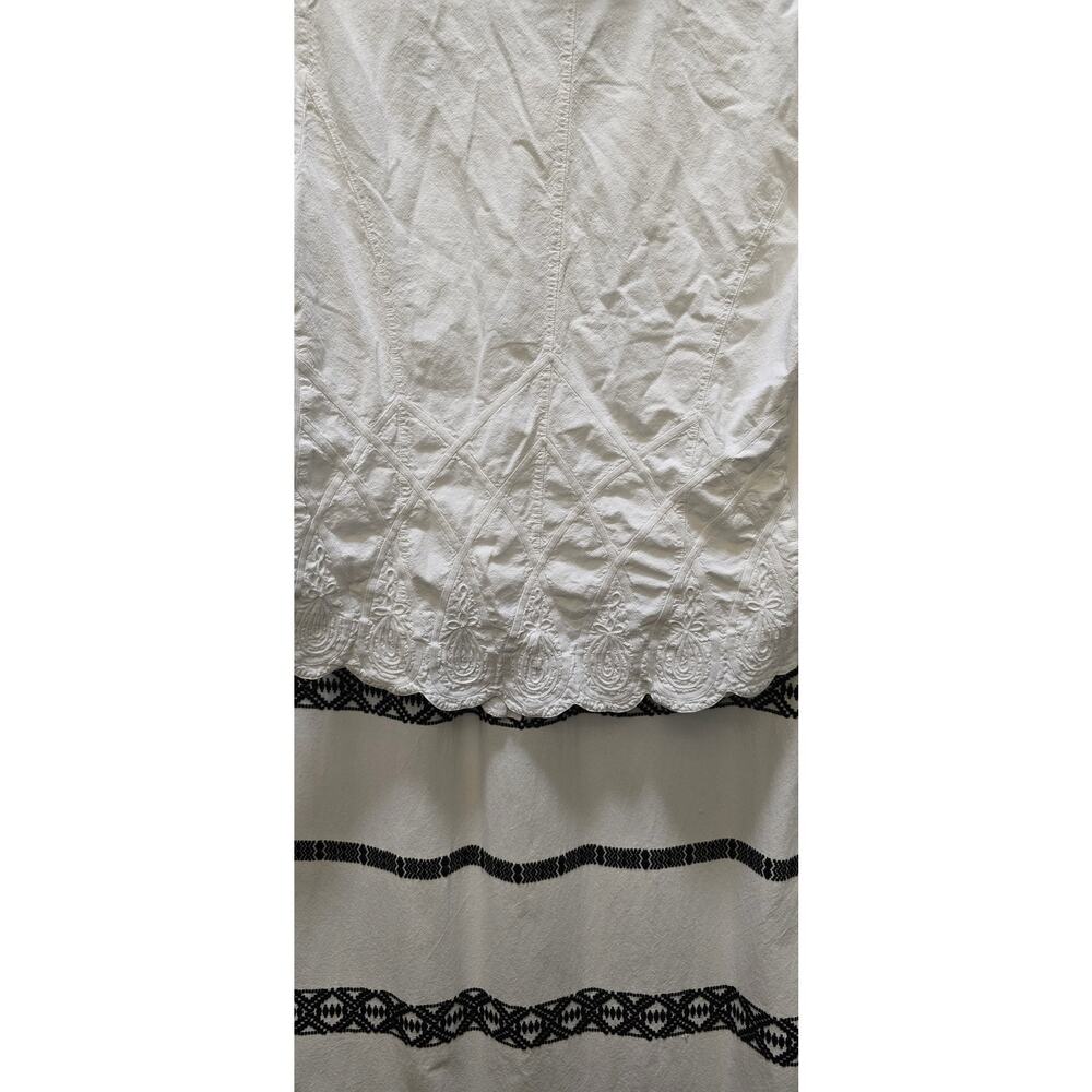 Soft Surroundings beautiful embroidered white V-neck button down shirt large - Picture 13 of 14